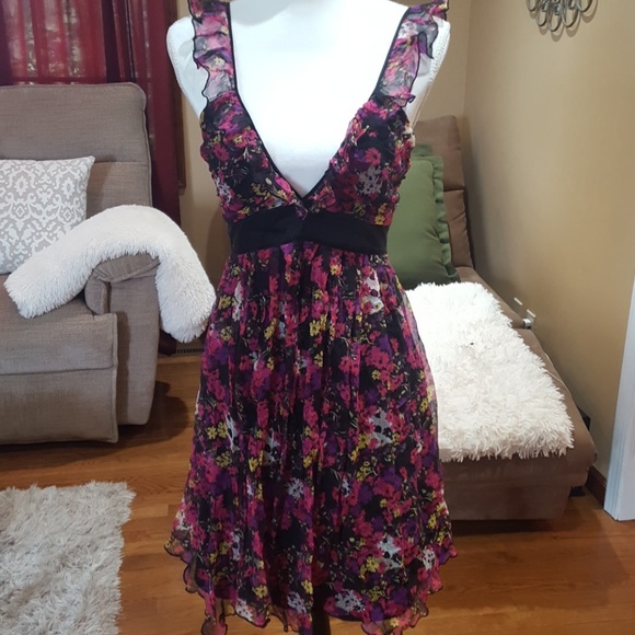 bebe Dresses & Skirts - Bebe 100% silk floral dress